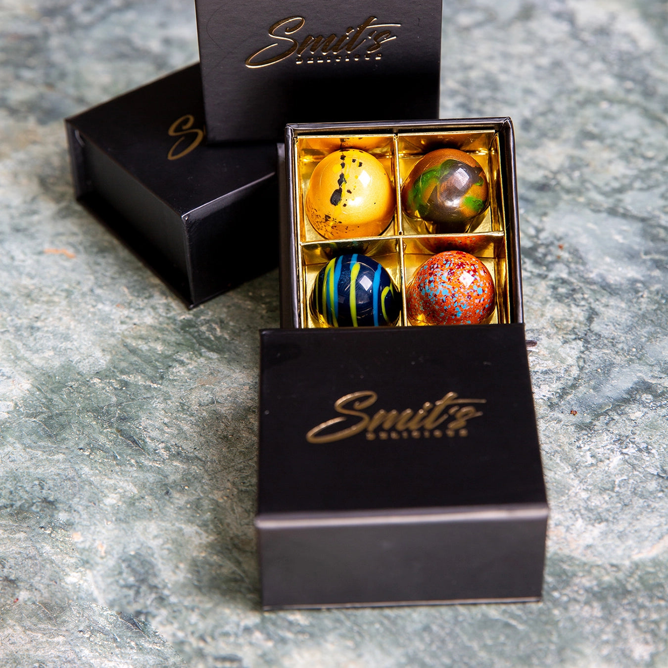 4 bonbons in luxe box met eigen logo